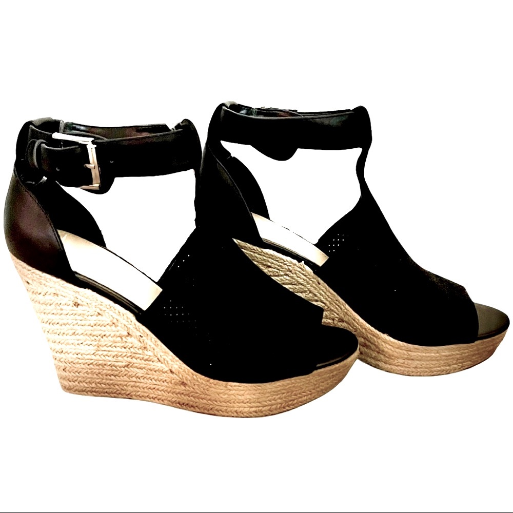 MARC FISHER Black Wedges Size 9.5